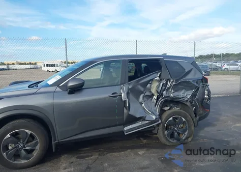 2024 Nissan Rogue Sv Fwd z USA, uszkodzony, nr VIN 5N1BT3BA8RC724064